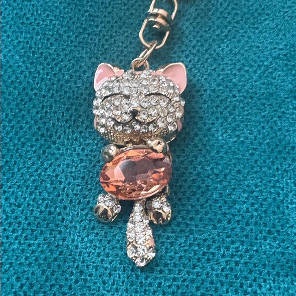 Kitty keychain